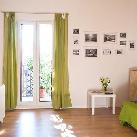 Welcome Friends Rome Room photo