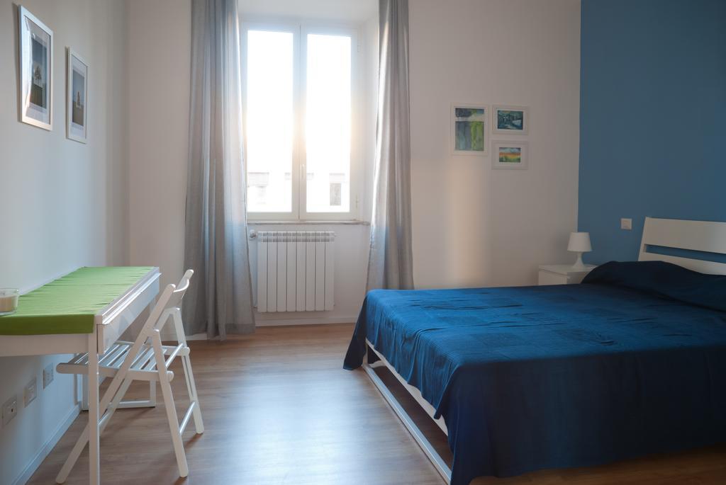 Welcome Friends Rome Room photo